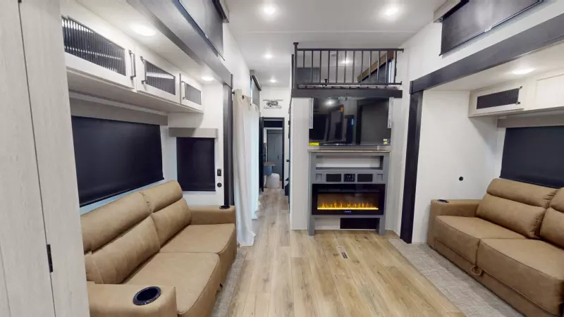 403LFT Floorplan Main Room